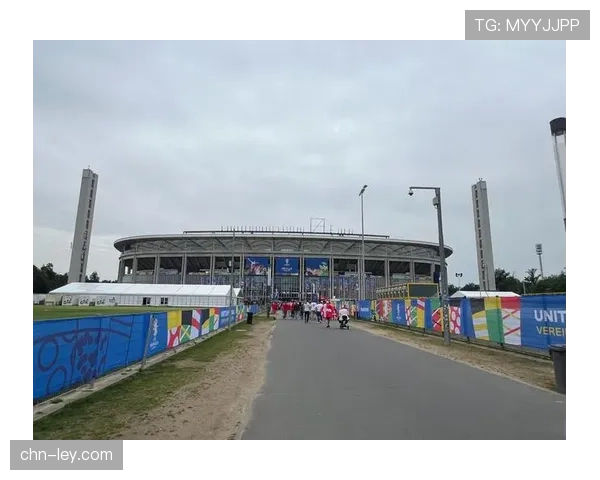 普鲁士公园球场启动顶棚扩建工程，以应对2027年欧冠决赛